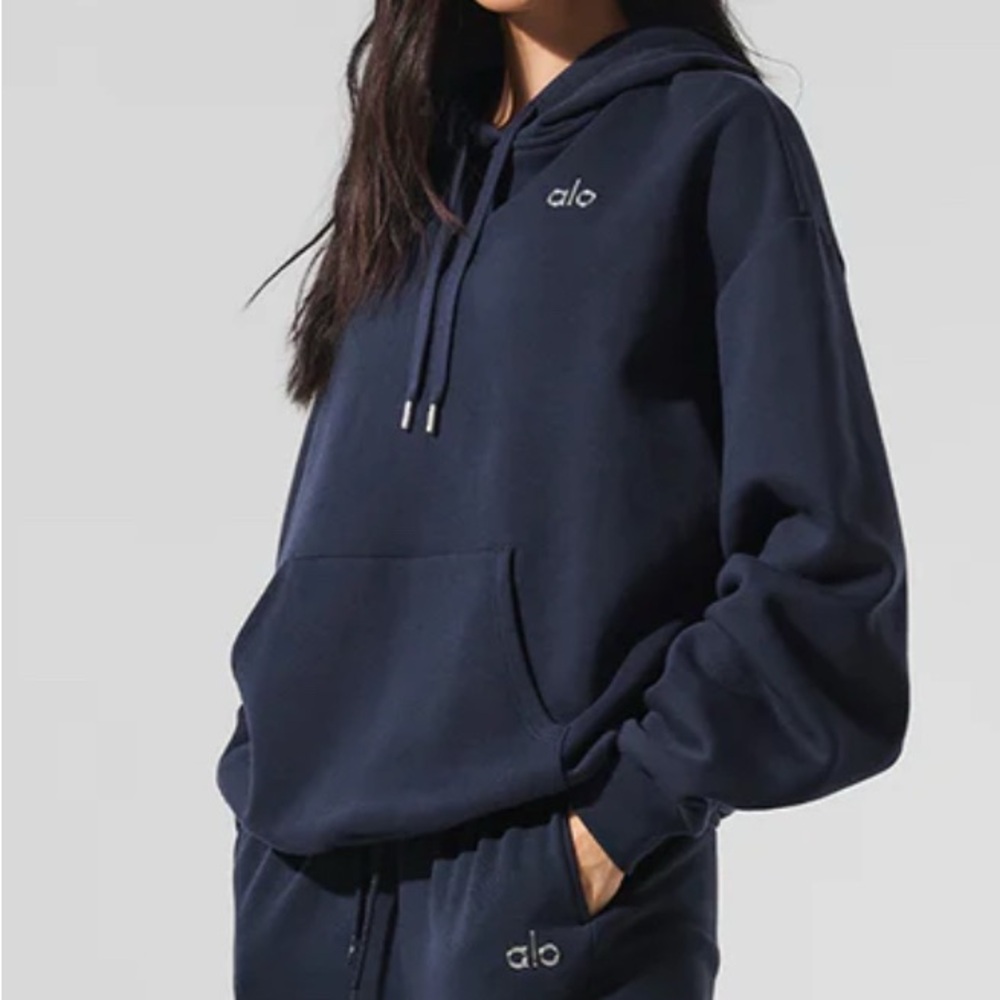 NWT Alo Navy Blue Accolade Hoodie
